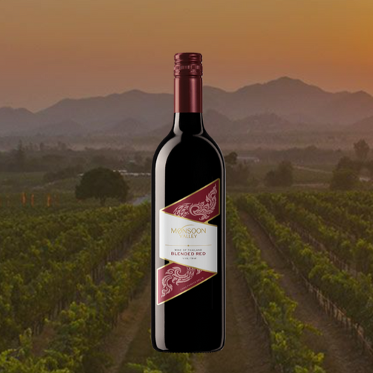 Rotwein aus Thailand vor Monsoon Valley Vineyard